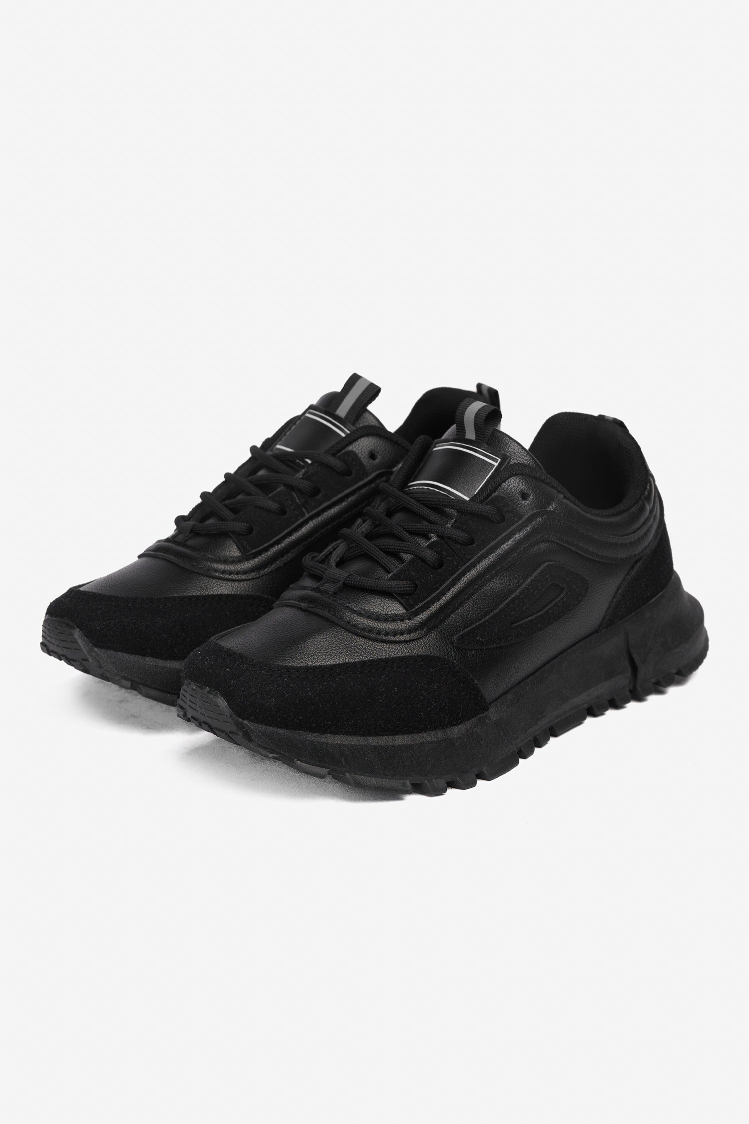 Zapatilla Mujer Negro Abril Boteli Boteli